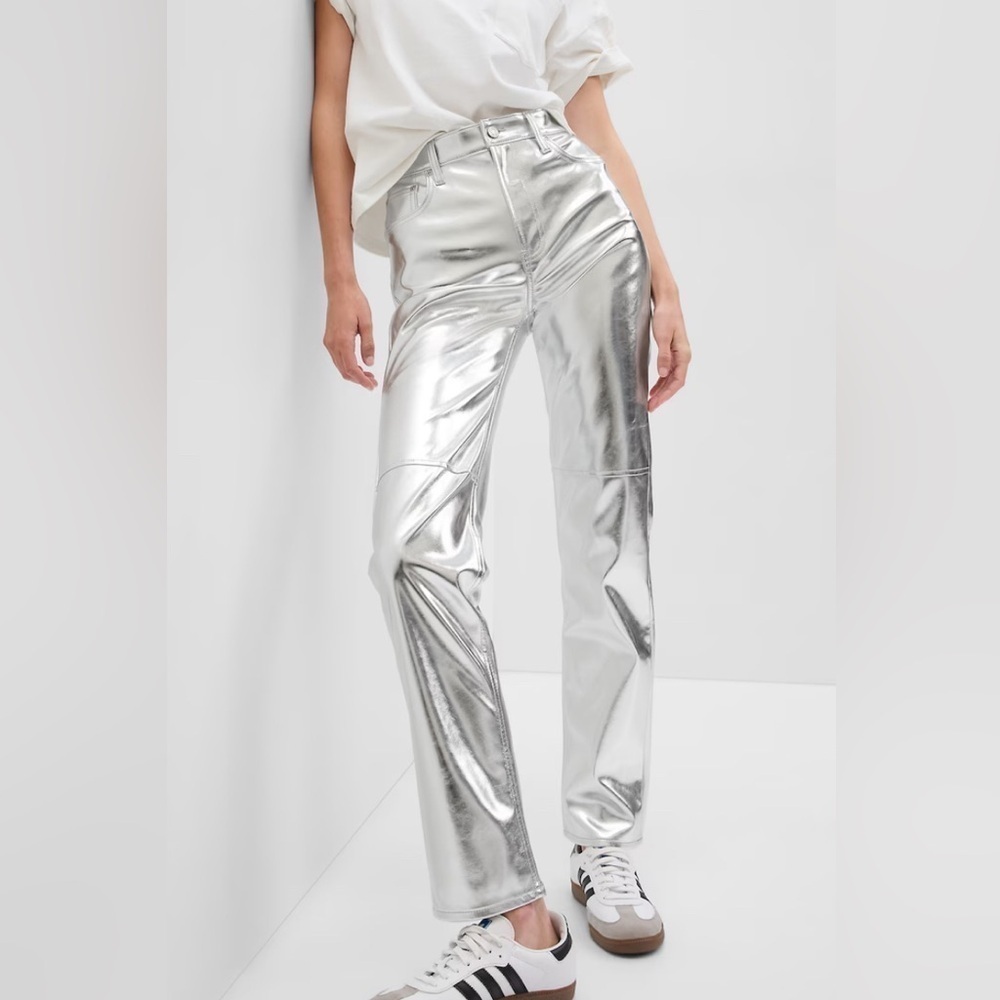 Silver metallic 5 pocket shiny‎ silver faux leather jean Gap NWT Sz-6R (28). H17